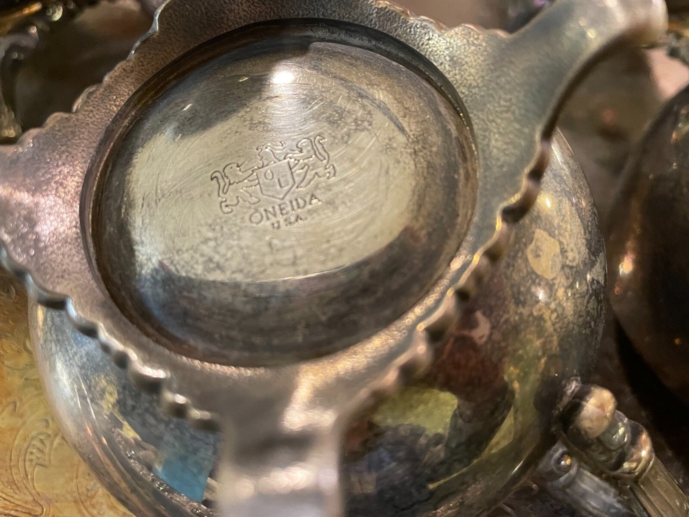 Oneida Silverplate Tea Service 5 Piece Set