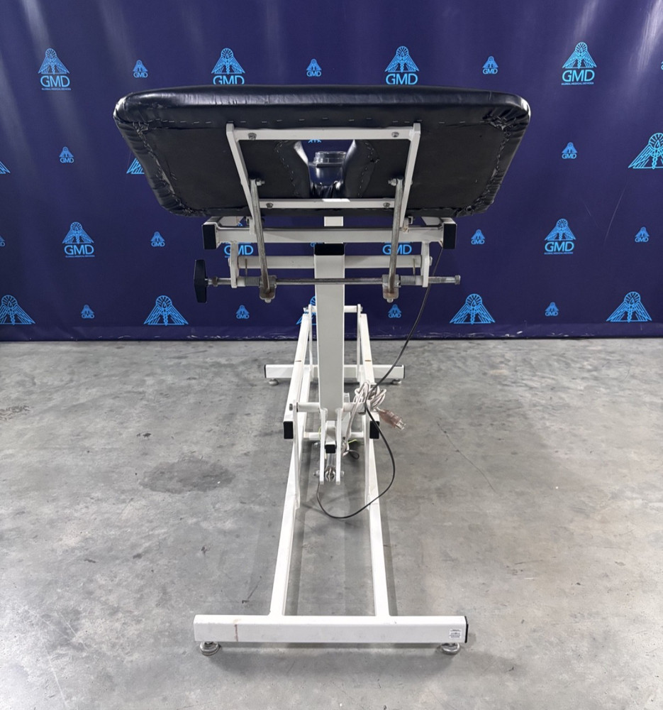 AM353 Three-Section Treatment Table