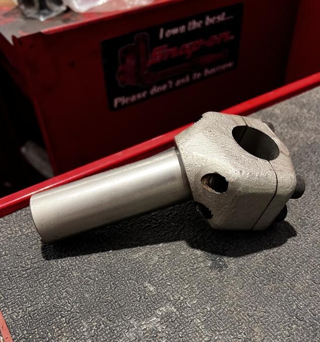 18-733 TEE CONNECTOR