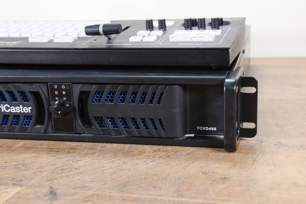NewTek TriCaster TCXD455 Video Switcher w/ TCXD455 CS CG00S5Z