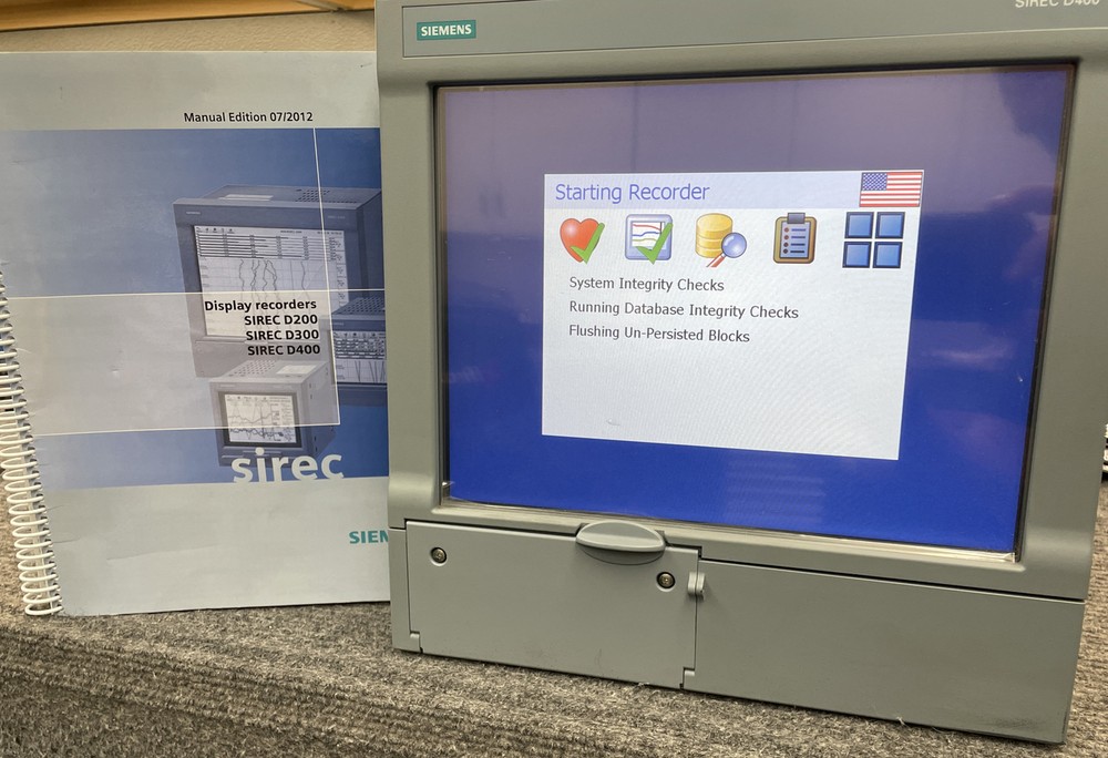 SIREC D400 Paperless Process Controller Recorder 12" Display 7nd4461-2fg46-1dd2