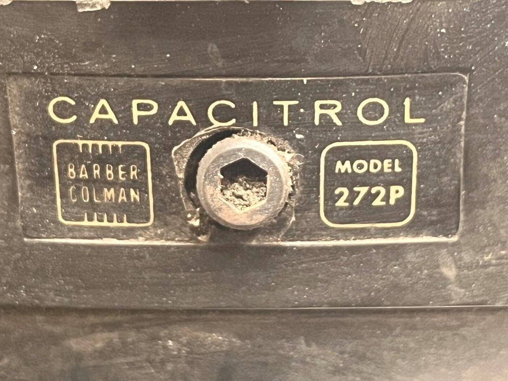 Barber Colman Capacitrol Model:272P 0-800 F Temperature Controller