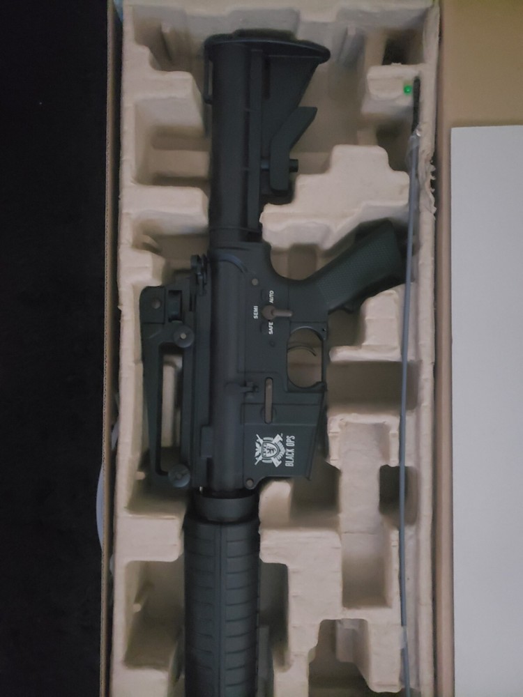 Black Ops M4 Rifle Set with BBs 