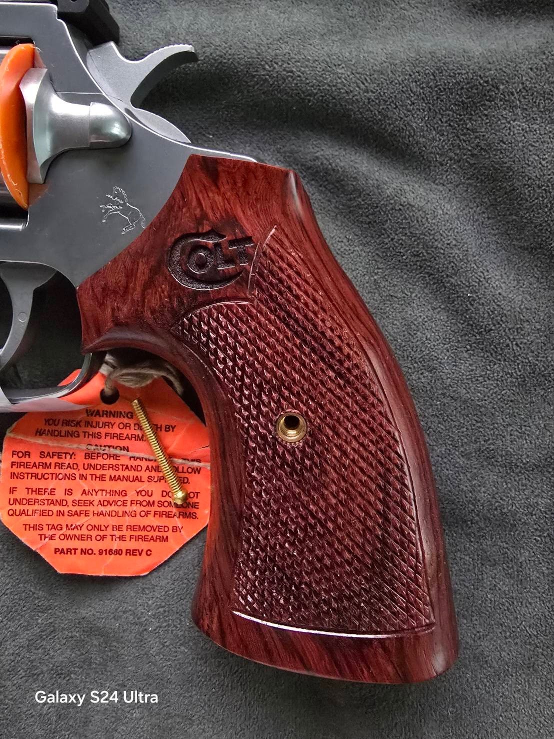 Colt grips fit New Colt King Cobra (2017,2019- present)The New Colt Viper 2024