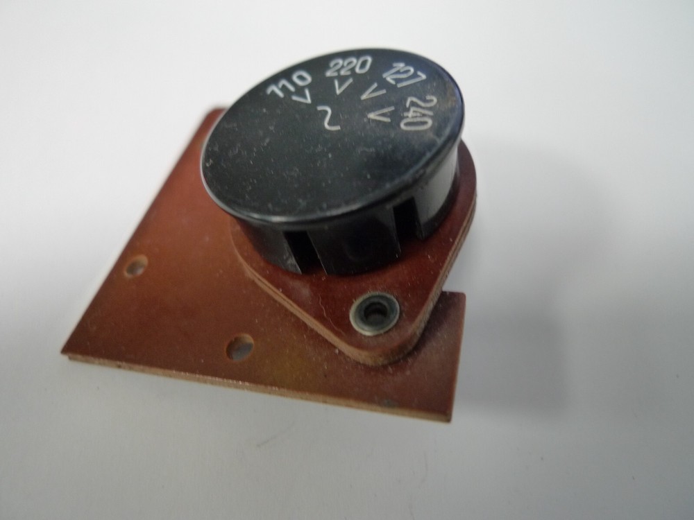 Switch Rotary Selection Switch 110V AC 240VAC Poss Bulgin