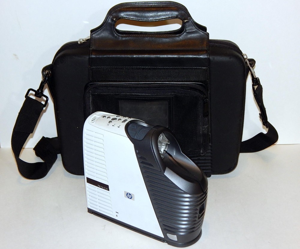 HP MP3130 Digital Projector wirh Case & Manual