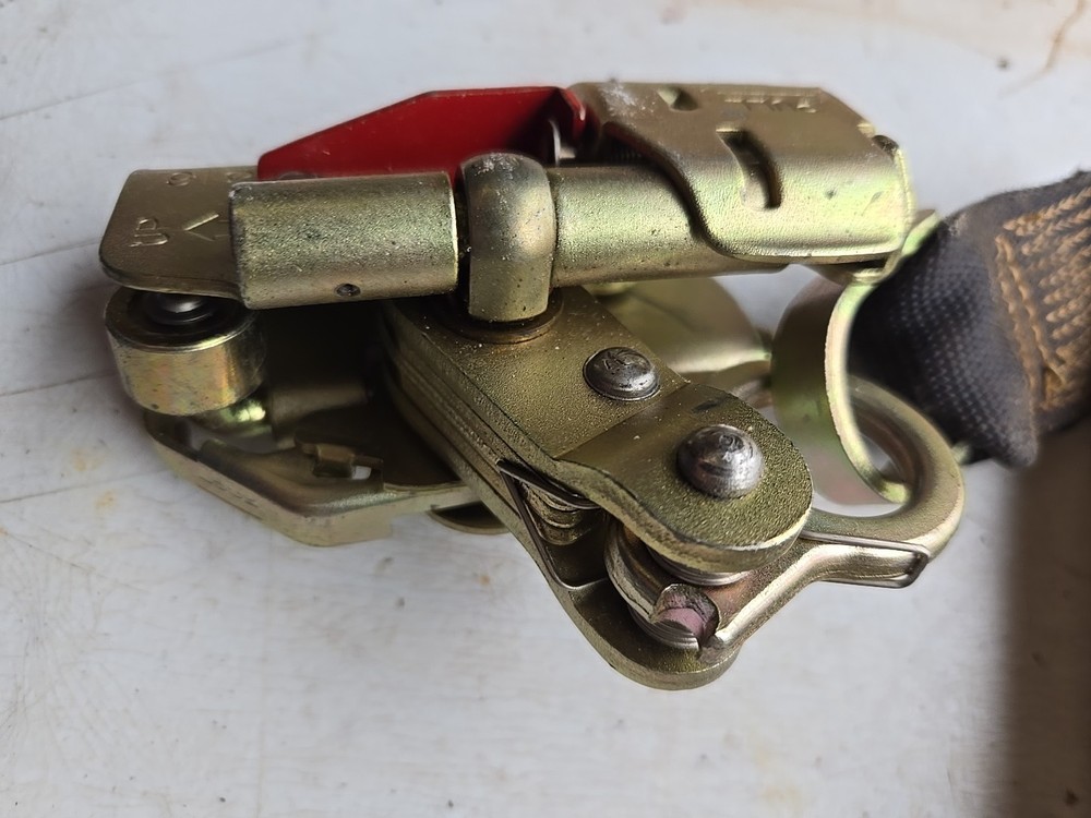 24Inch Locking Rope Grab Laynard