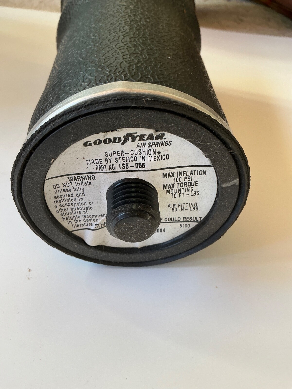 Genuine Goodyear 1S6-055 Air spring