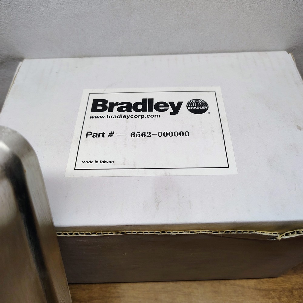 Bradley Model 6562-00 Surface Mount Vertical Liquid Soap Dispenser, 40oz