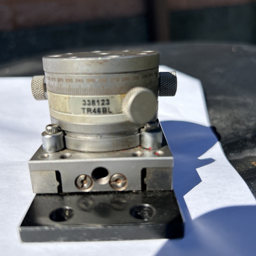 UMR5.16 Precision Rotary Positioning Stage