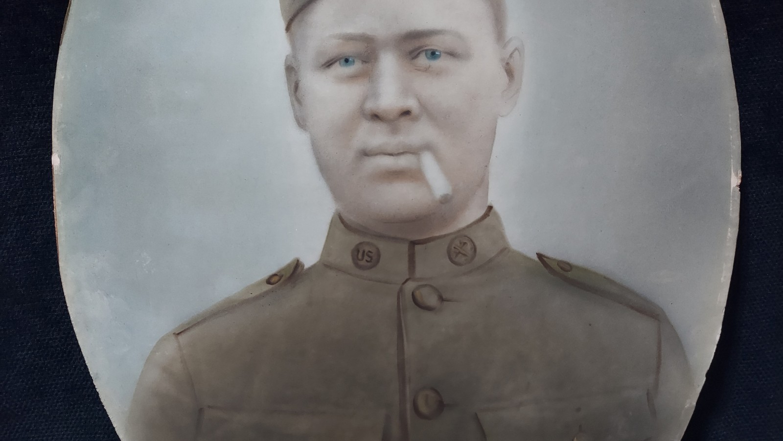 WWI Named Soldier Photo Dog Tags Convex Glass Military Frame