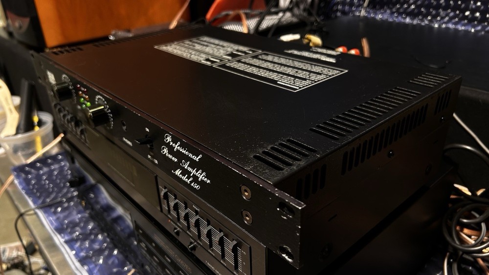 BGW 150 Broadcast Power Amp