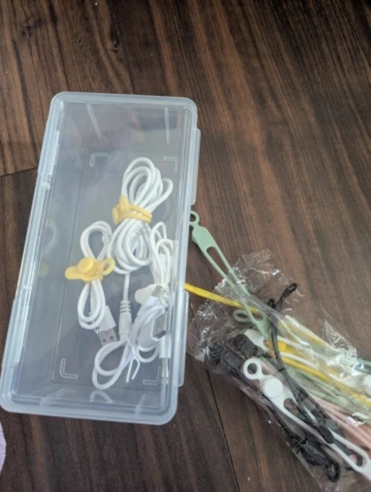 4pcs Large Clear Plastic Storage Boxes with Hinged Lids Home Office Organization
