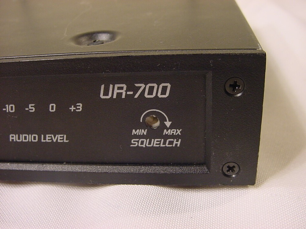 TELEX UR-700 WIRELESS MICROPHONE SYSTEM 71241