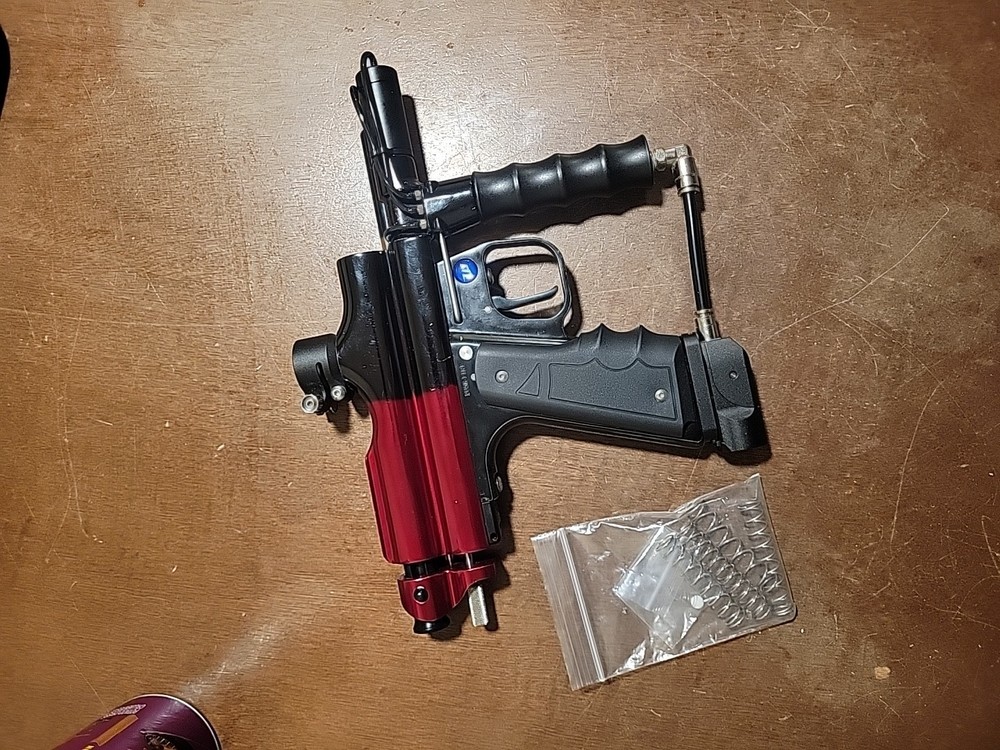 wgp autococker trilogy Comp w/ Ups *read Description *