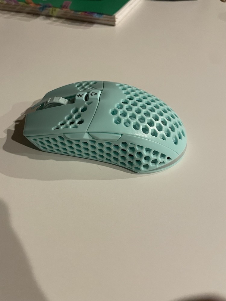Glorious Model O Light Blue Gaming Mouse Ergonomic Optical 6-Button Scroll Wheel