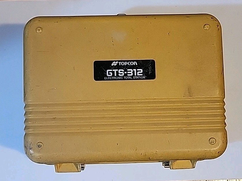 Topcon GTS-312 Total Station - FOR PARTS OR REPAIR