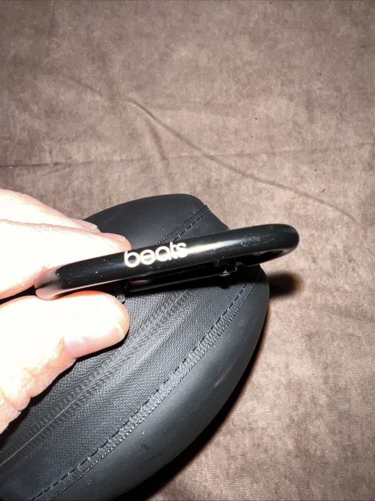 Beats Zipper Case - Black