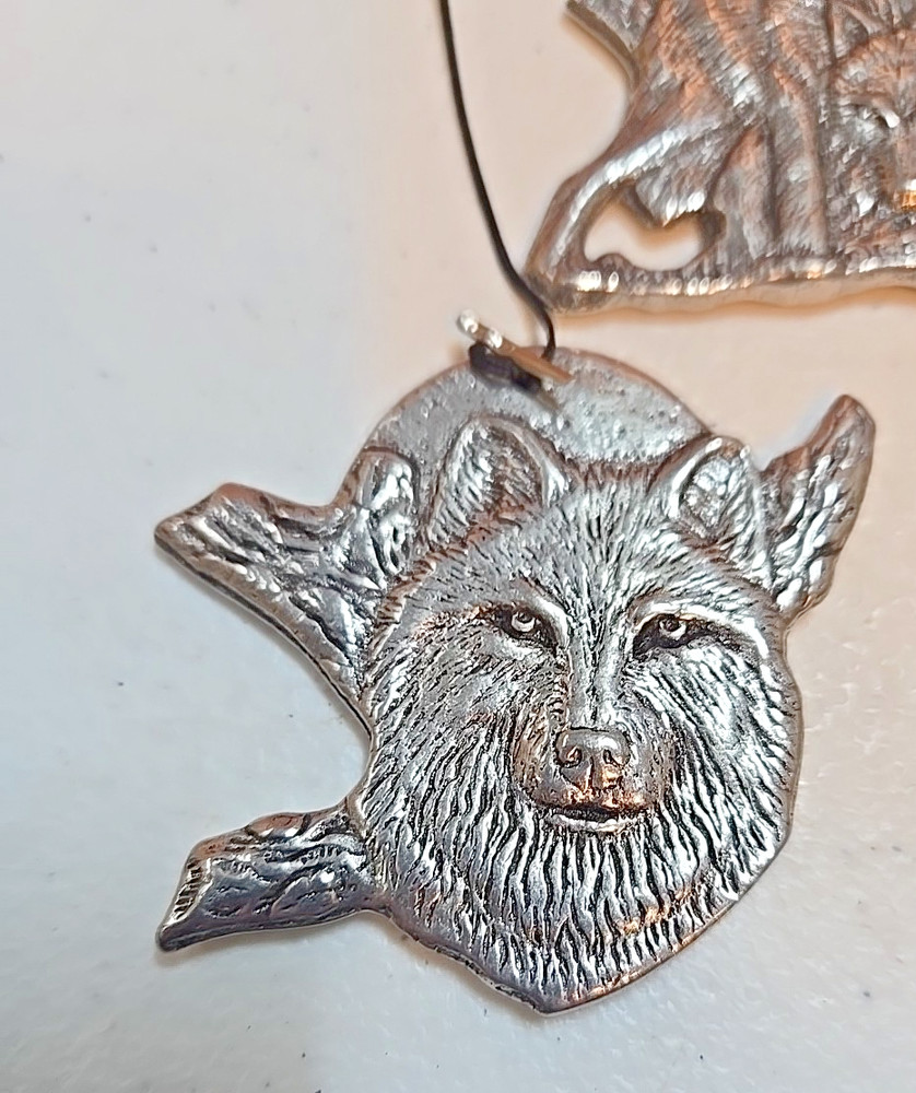 Carson Pewter Wind Chimes; Wolf Theme; NWT