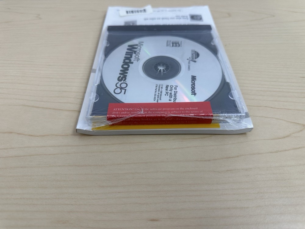 Microsoft Windows 95 Brand New, Sealed CD & Manual