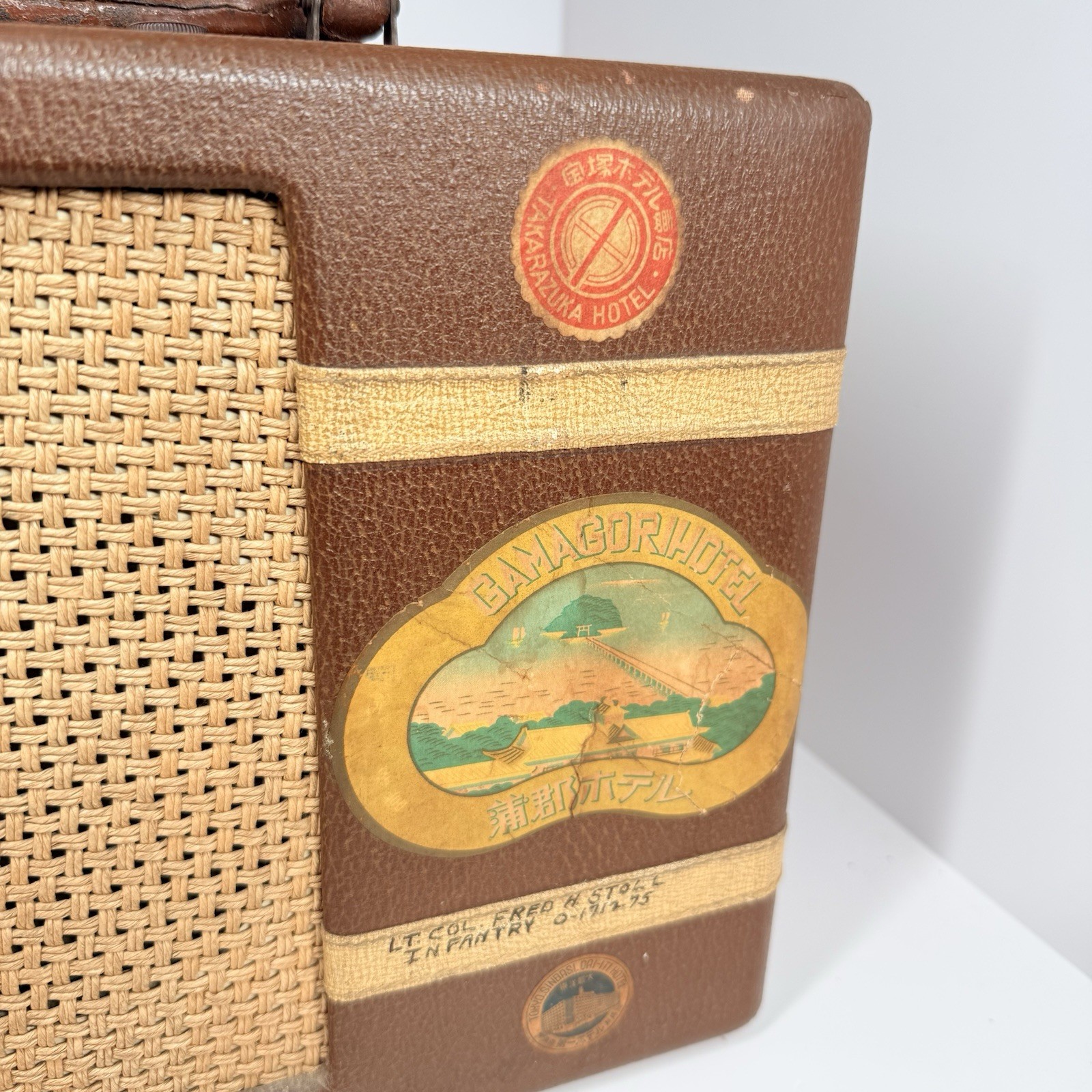 Rare Vintage 1940 GE General Electric JB-630 Carryabout Portable Radio