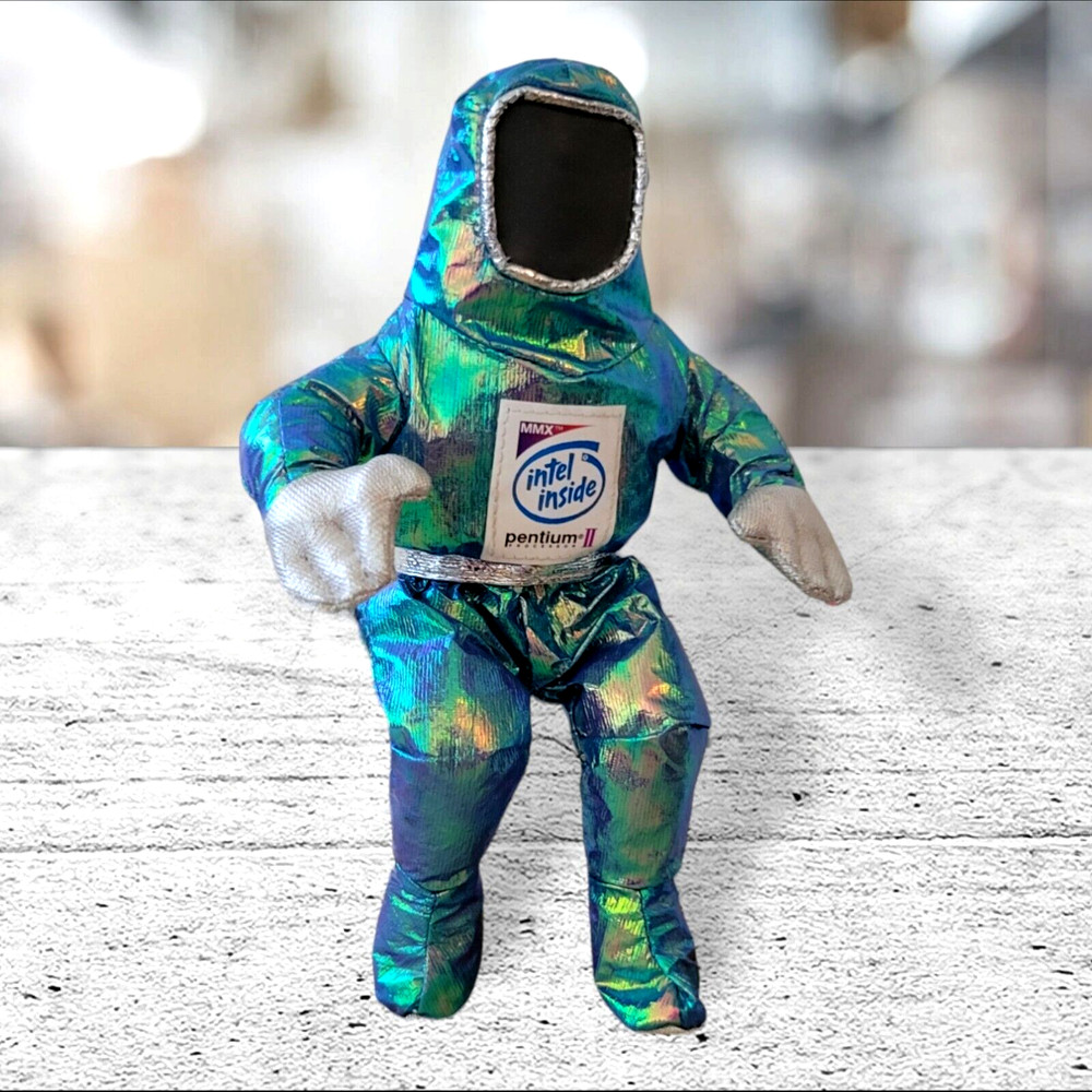 Intel Pentium PentiumII MMX Advertising Tech Computer Tech Metallic Figure 1997