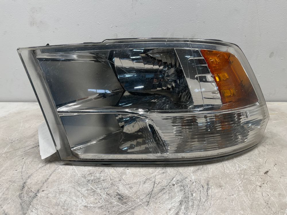 2012 Ram 5500 Headlight (611-18829)