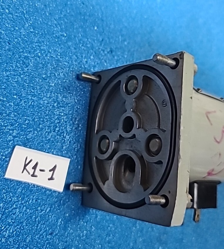 VICKERS 711737 SOLENOID VALVE