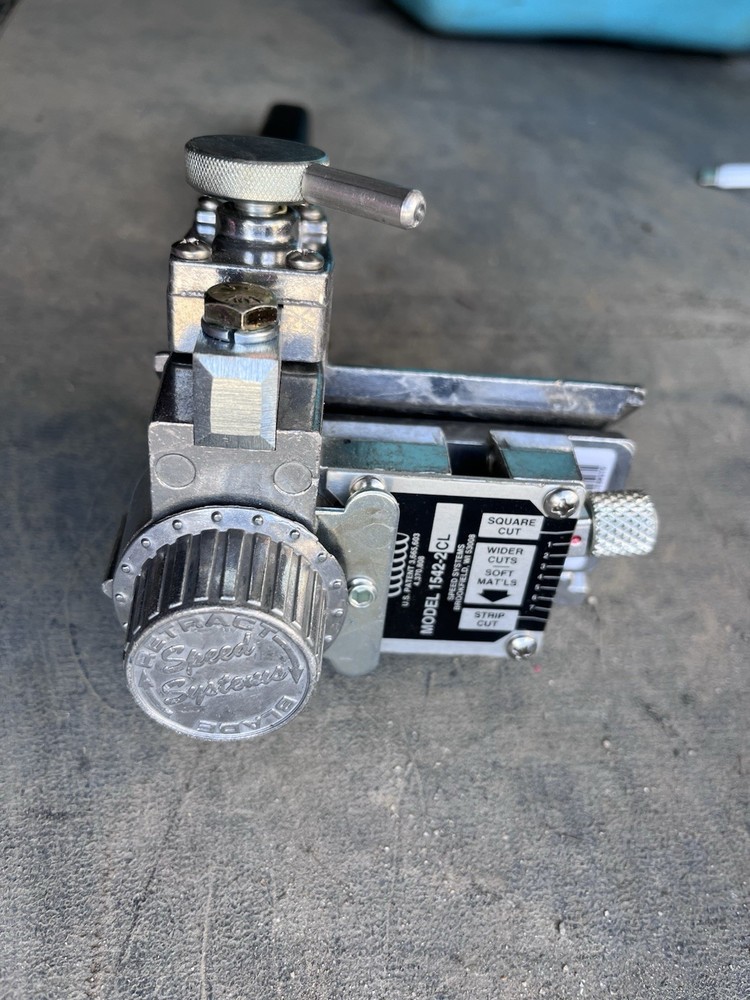 Speed Systems Speed Stripper 1542-2CL Wire Stripping Machine