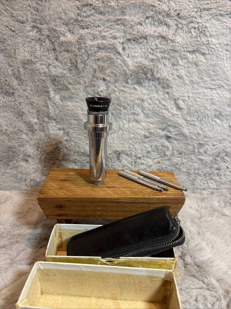 ACHROMATIC 20-70 Pocket Microscope Kit With Case