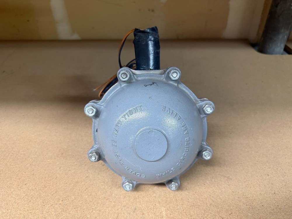 Edwards 5524-AH 120 VAC 28 Amp Explosion Proof Driver