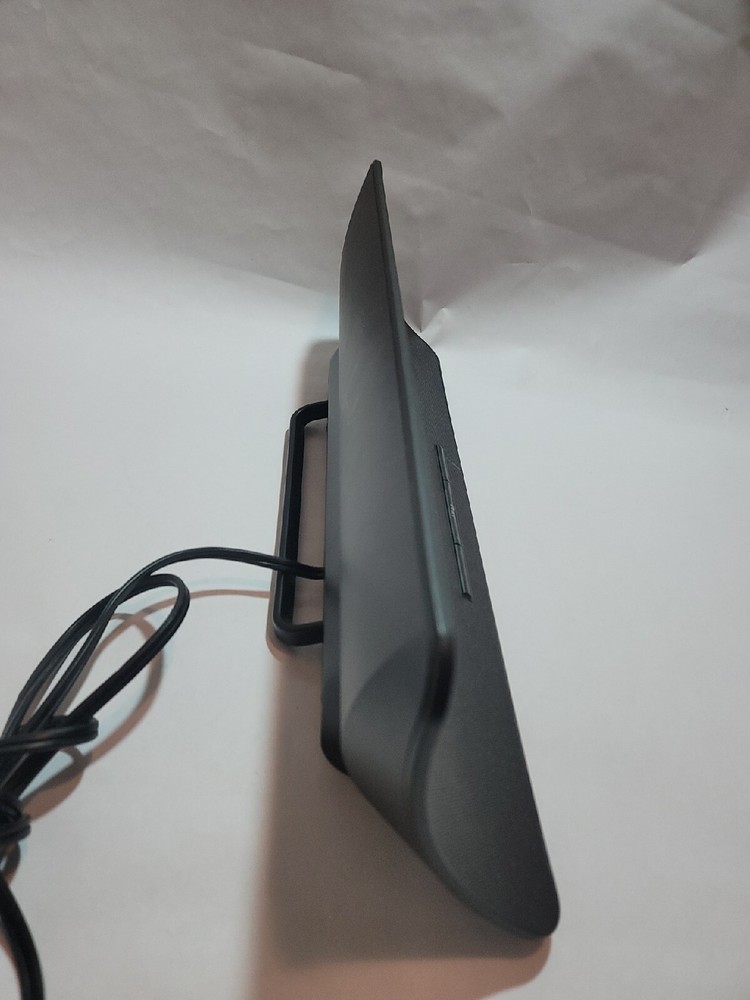 akai bluetooth speaker Model akbts-260. Read