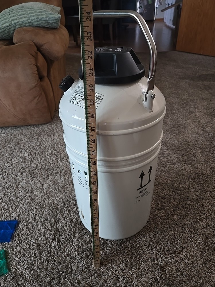Chart MVE Lab 10 liquid nitrogen container