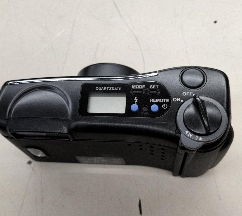 OLYMPUS SUPERZOOM70 PANORAMA compact film camera