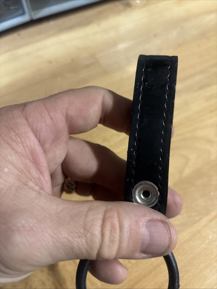 Patterned leather belly club loop