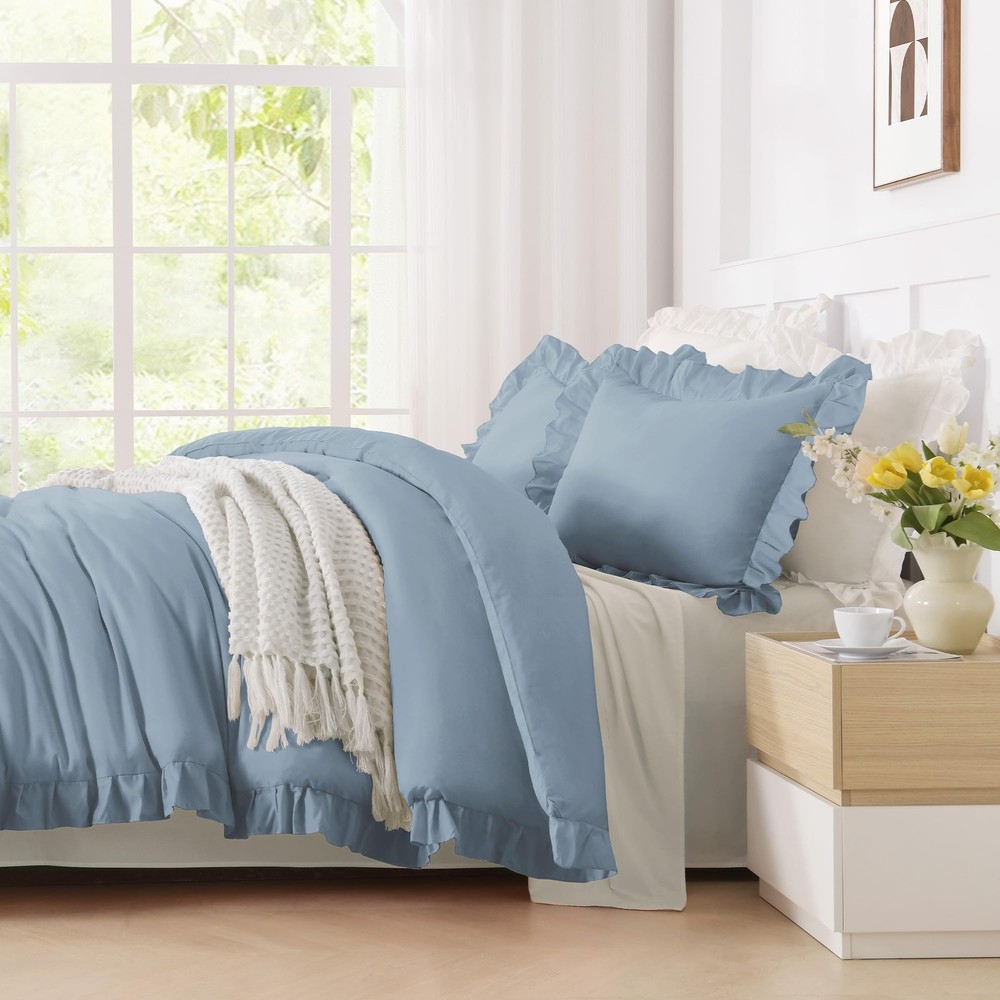 Andency Grayish Blue Full Size Comforter (79"x90"),