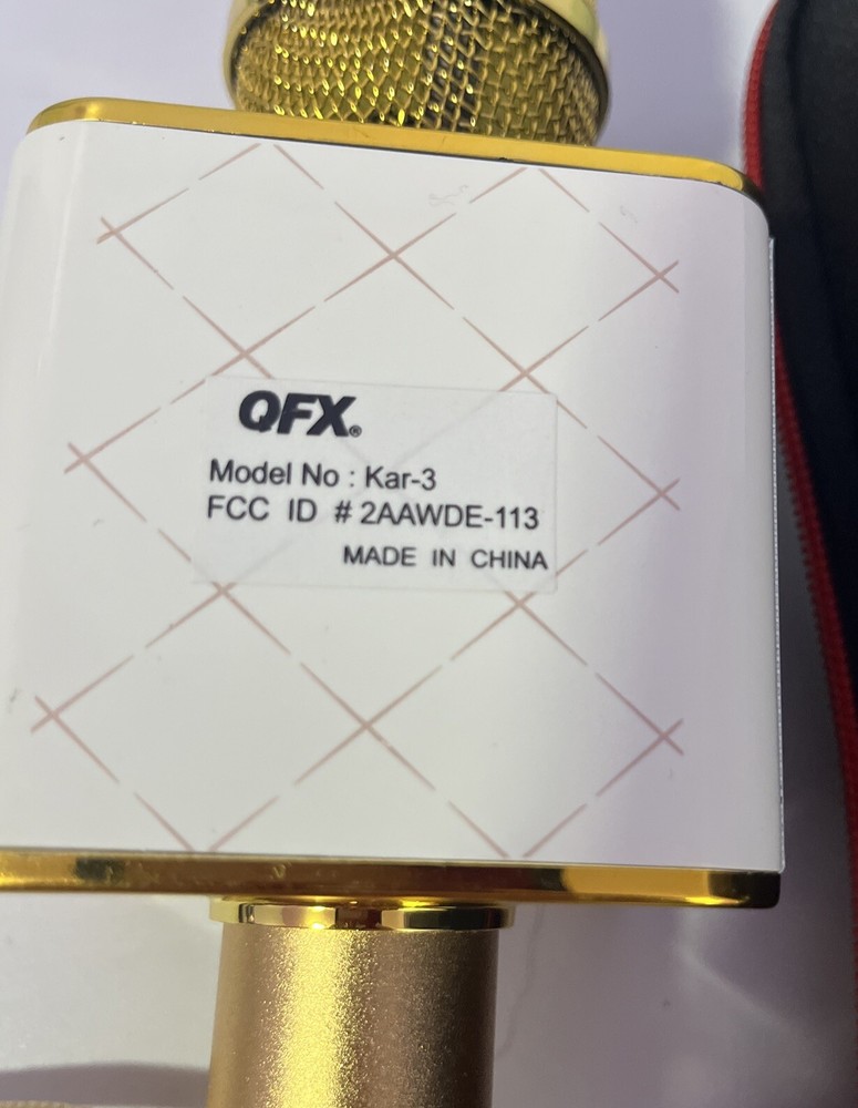 QFX Model Kar-3 Karaoke Microphone With Case And Cable UNTESTED White/Gold