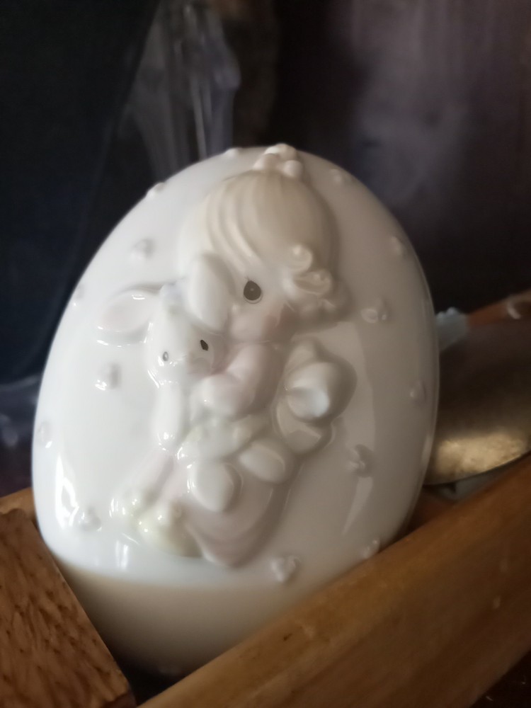 Precious Moments Night Light