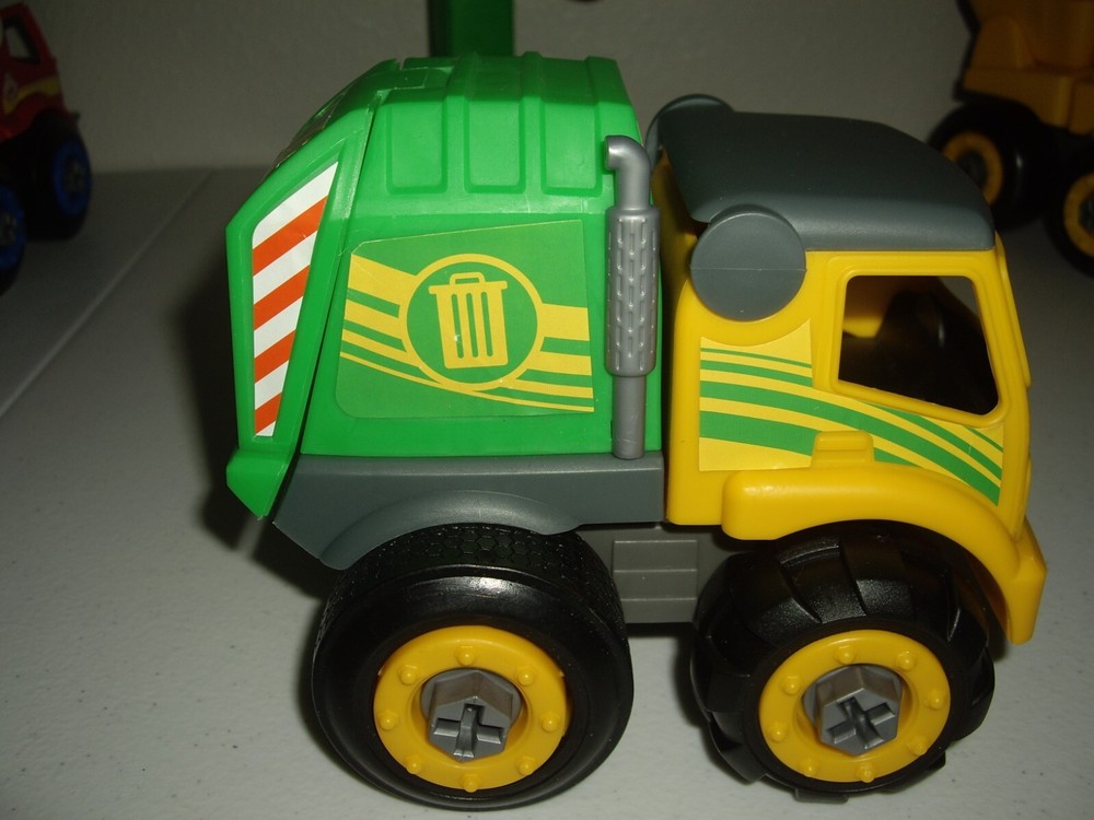 T1 EUC Machine Maker Construction Mega City 4 Vehicles Accessories NO FIGURES