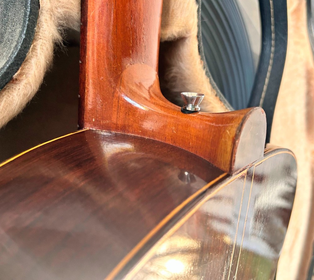 Perfecto Perez ~ classical guitar ~ Hard Case