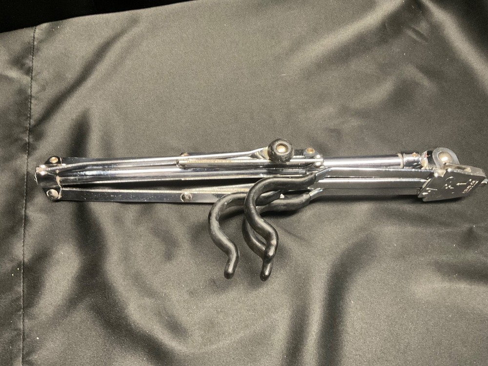 1940s 50s WFL flat base snare stand