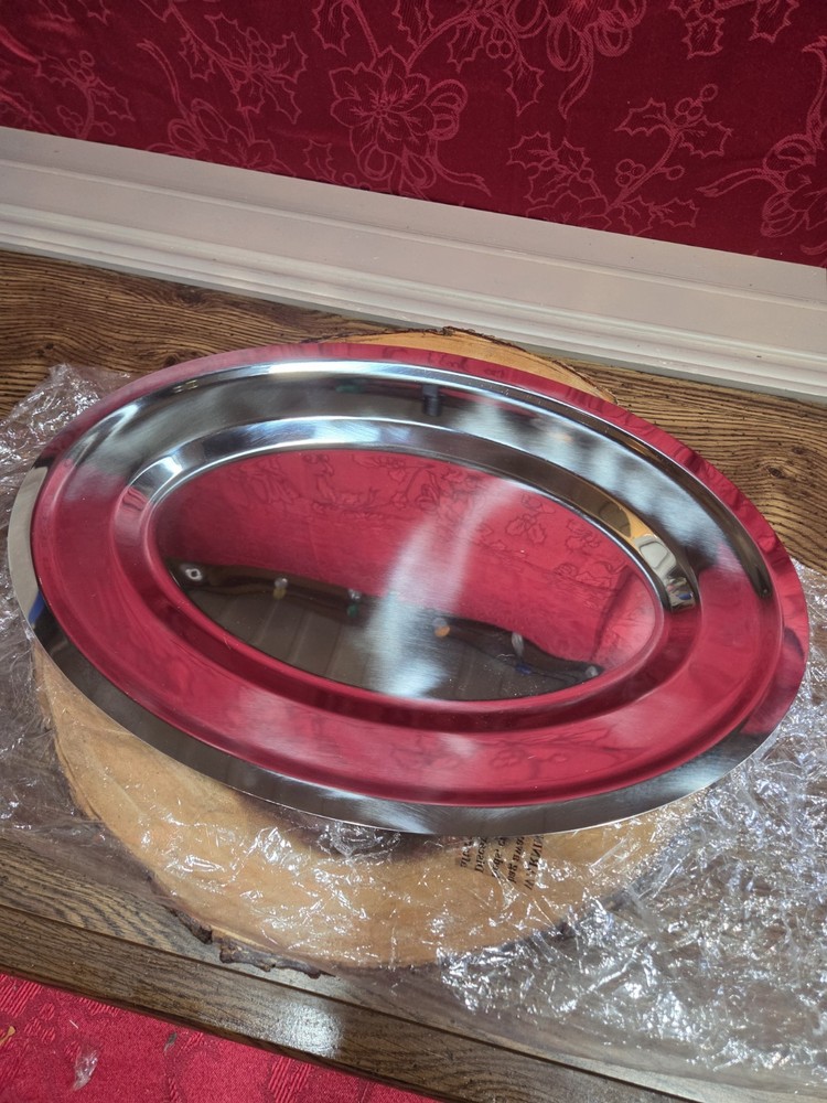 VINTAGE SILVER PLATED OVAL SERVING DISH