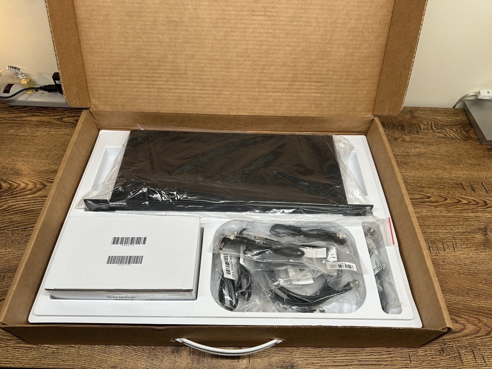 Shure UA844+V Open Box