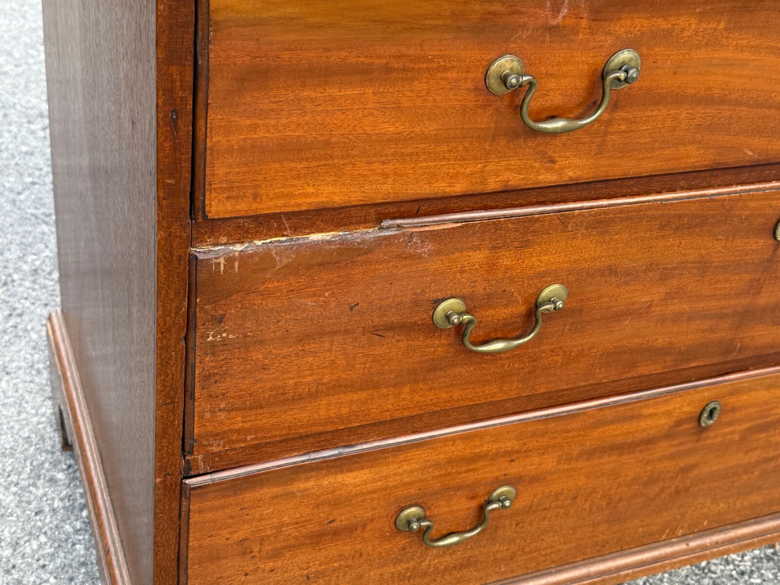 Antique walnut chippendale chest of drawers dresser bracket feet 1780 country