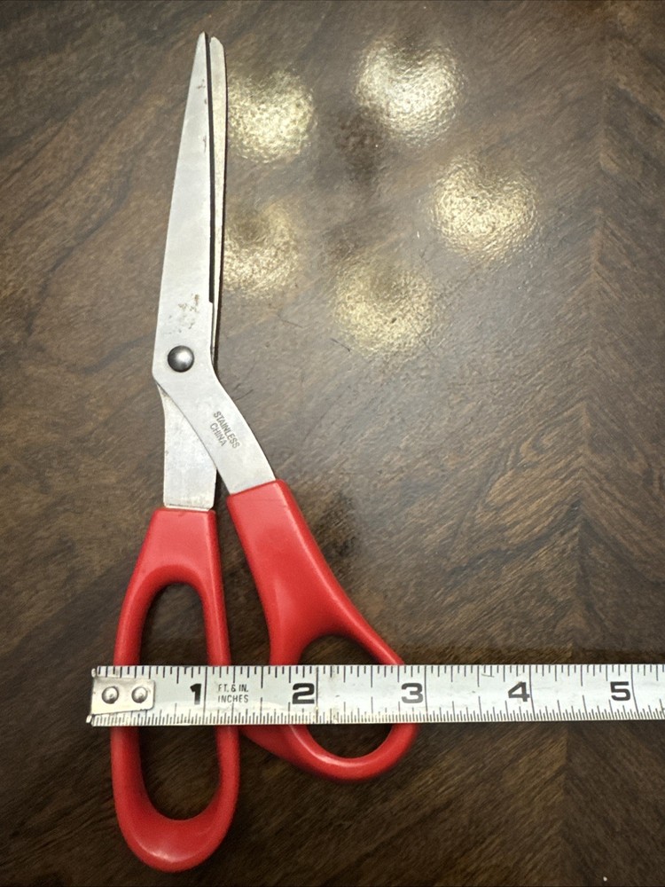 Vintage Comfortable High-Performance 8 Inch Red Scissors