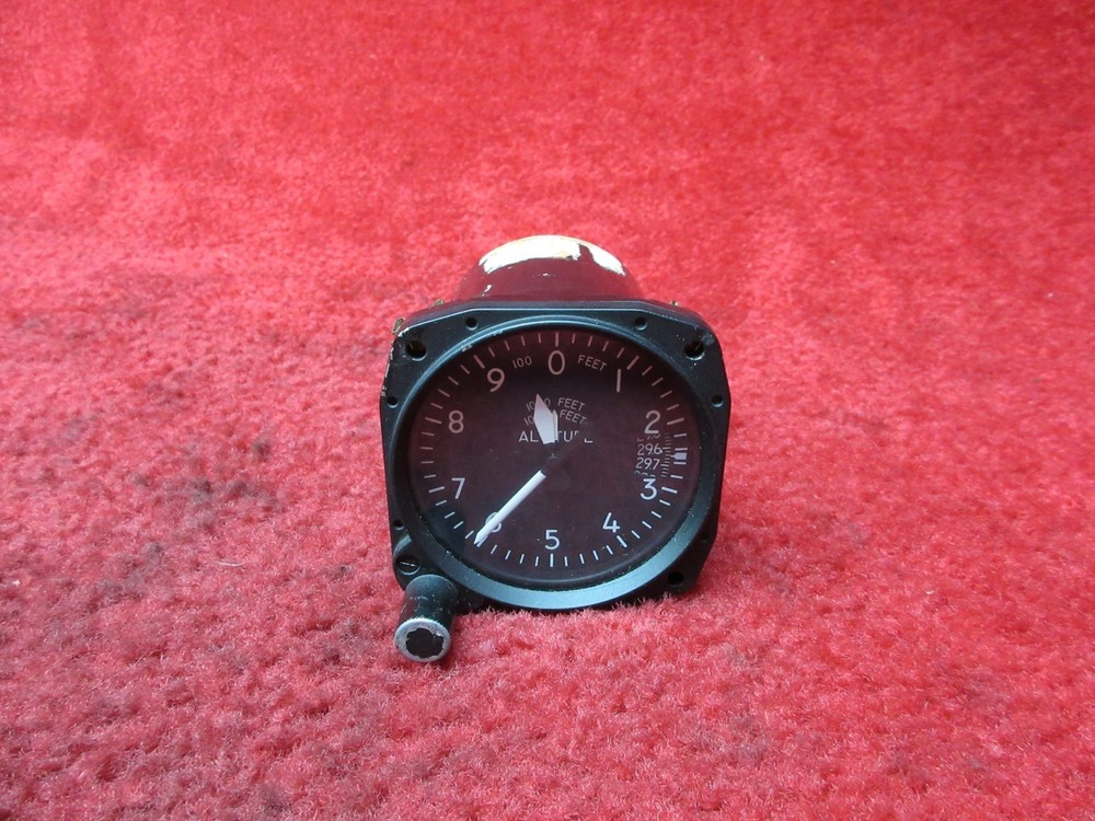 United Instruments Altimeter PN 5934-1 Code: A66