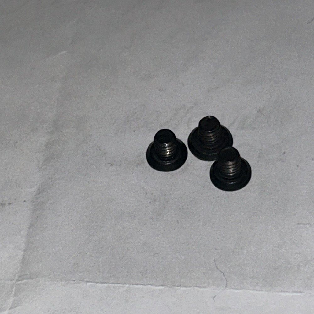 1200 8/32 Undercut Screw
