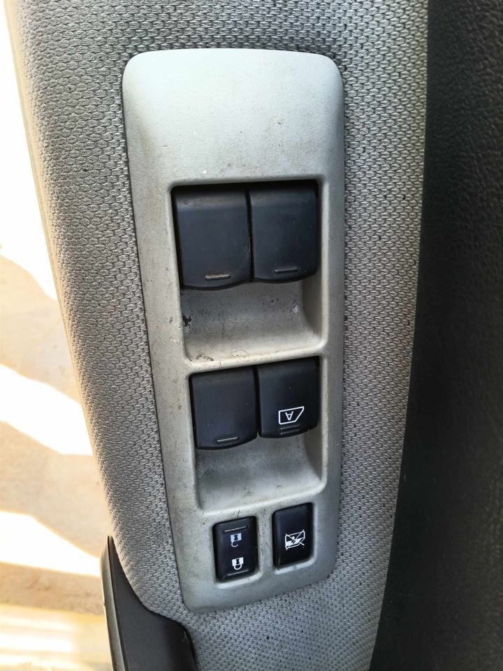 ROGUE 2008 Fuse Box Cabin 6766