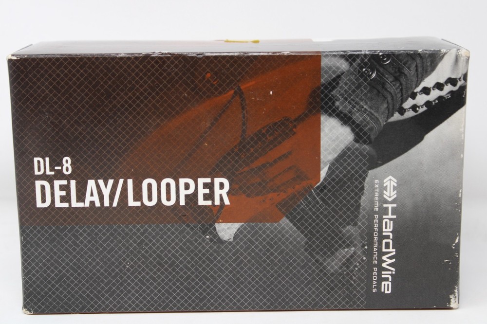 Digitech HardWire DL-8 Delay/Looper Pedal + Box
