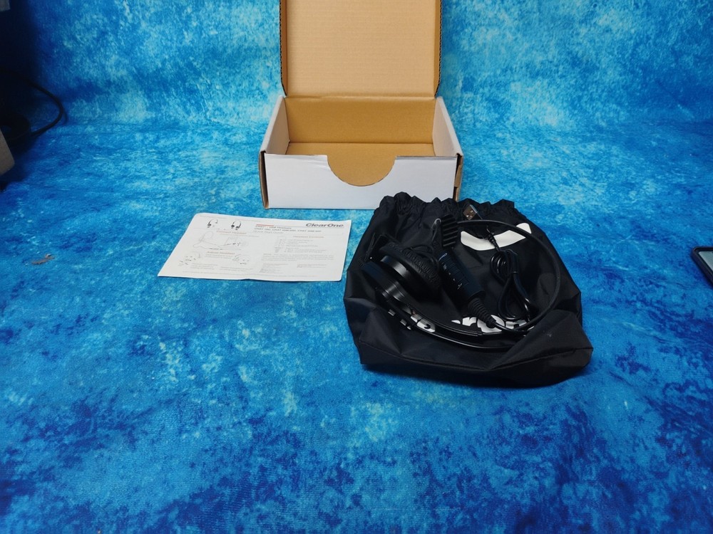 ClearOne Chat 20M USB Headset, 910-000-20M